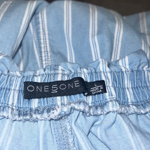 one 5 one Paperbag Waist Blue/White Striped High Waisted Shorts Size Large - Picture 3 of 5